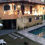 Casa à venda com 6 quartos, sendo 4 suítes, no condomínio Alpes da Cantareira, Mairiporã - SP