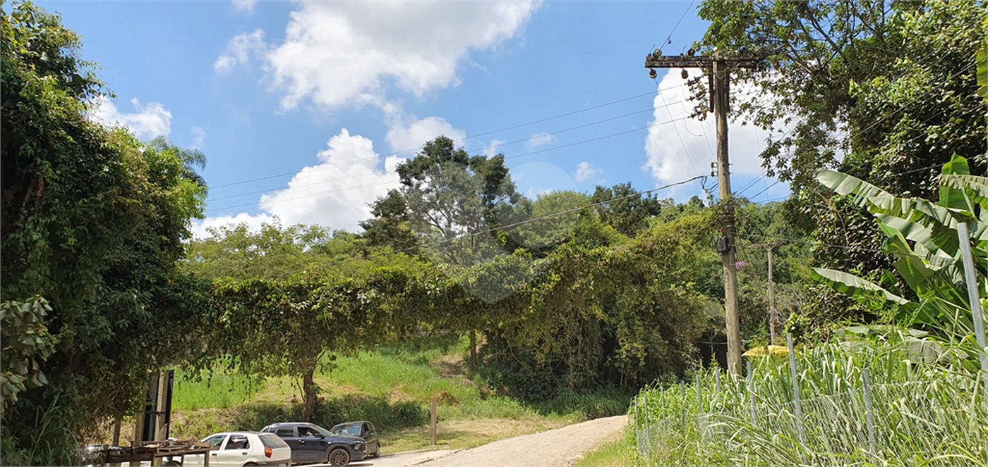 Chácara à venda com 2 quartos em Serra da Cantareira, Mairiporã, SP