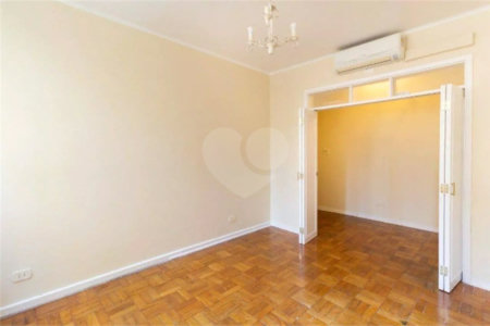 Apartamento à venda com 4 quartos, sendo 1 suíte, em Jardim Paulista, São Paulo, SP