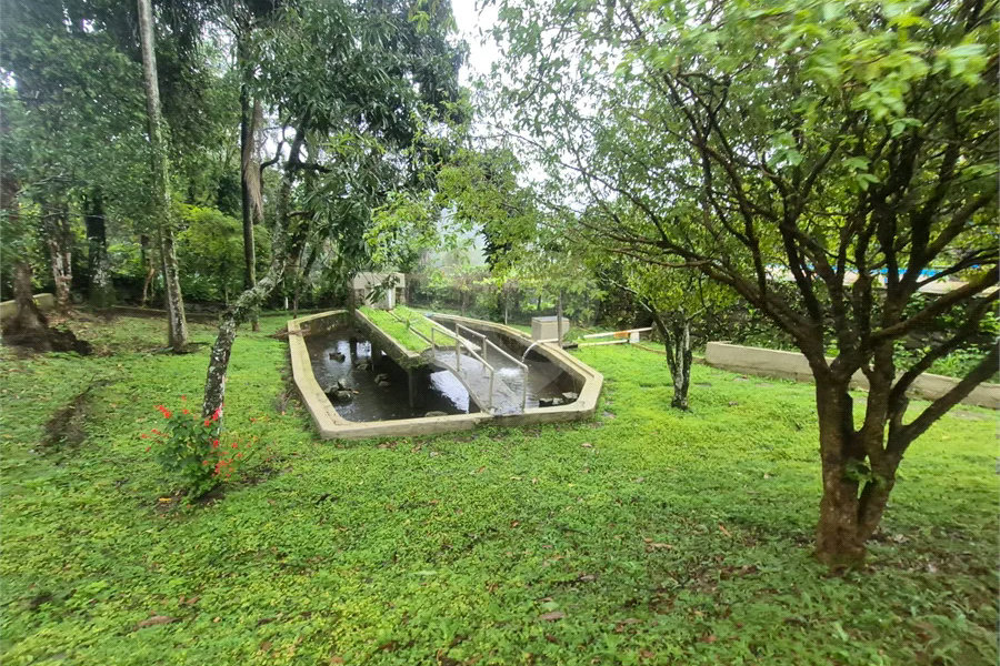 Sobrado à venda ou para alugar com 3 suítes em SERRA DA CANTAREIRA, Mairiporã, SP