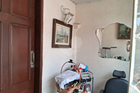 Casa à venda com 3 quartos, sendo 1 suíte, em Vila Vitório Mazzei, São Paulo, SP