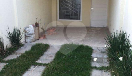 Sobrado à venda com 3 suítes em Vila Romero, São Paulo, SP