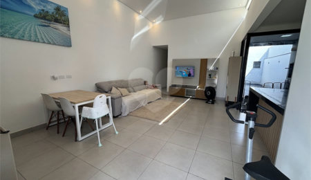 Casa à venda com 3 quartos, sendo 1 suíte,  no condomínio Jardim, Sorocaba - SP