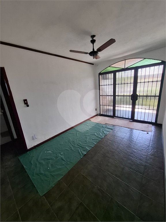 Casa à venda com 3 quartos, sendo 1 suíte, em Campo Grande, Rio de Janeiro, RJ