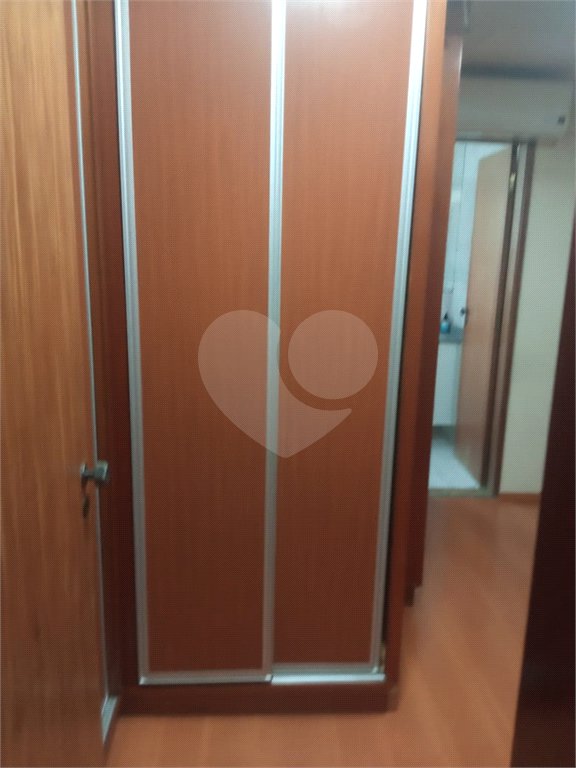 Apartamento à venda com 5 quartos, sendo 4 suítes,  em Tatuapé, São Paulo, SP