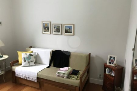 Sobrado à venda com 2 quartos em Água Fria, São Paulo, SP