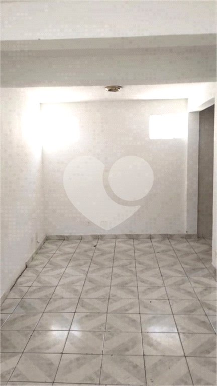 Sobrado à venda com 7 quartos, sendo 1 suíte, em Vila Maria Baixa, São Paulo, SP