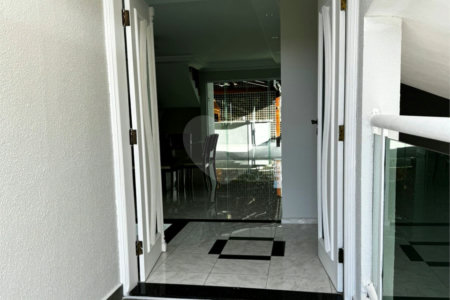 Casa à venda com 3 quartos, sendo 1 suíte, no condomínio Residencial Villa dos Inglezes, Sorocaba - SP