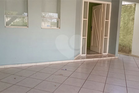 Casa Térrea à venda com 3 quartos, sendo 1 suíte, em Vila Nova, Salto, SP