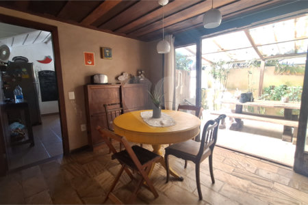 Casa à venda ou para alugar com 6 suítes em Marina, Armação dos Búzios, RJ