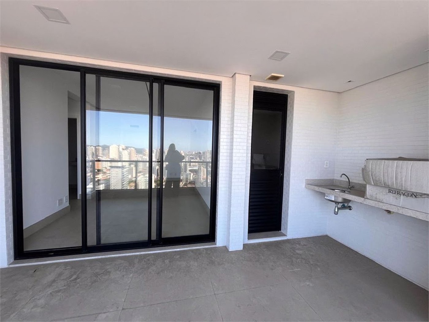 Apartamento com 2 dormitórios à venda, 82 m² por R$ 990.000,00 - Aparecida - Santos/SP