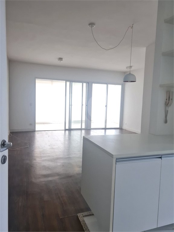 Apartamento à venda com 2 quartos, sendo 1 suíte, em Parque Reboucas, São Paulo, SP