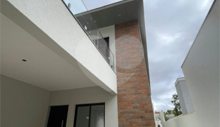 Casa à venda com 3 suítes em Jardim dos Pinheiros, Atibaia, SP