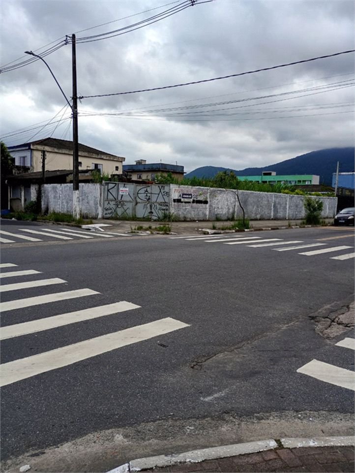 Terreno Comercial para venda e locação, Jardim Rio Branco, São Vicente - TE0006.