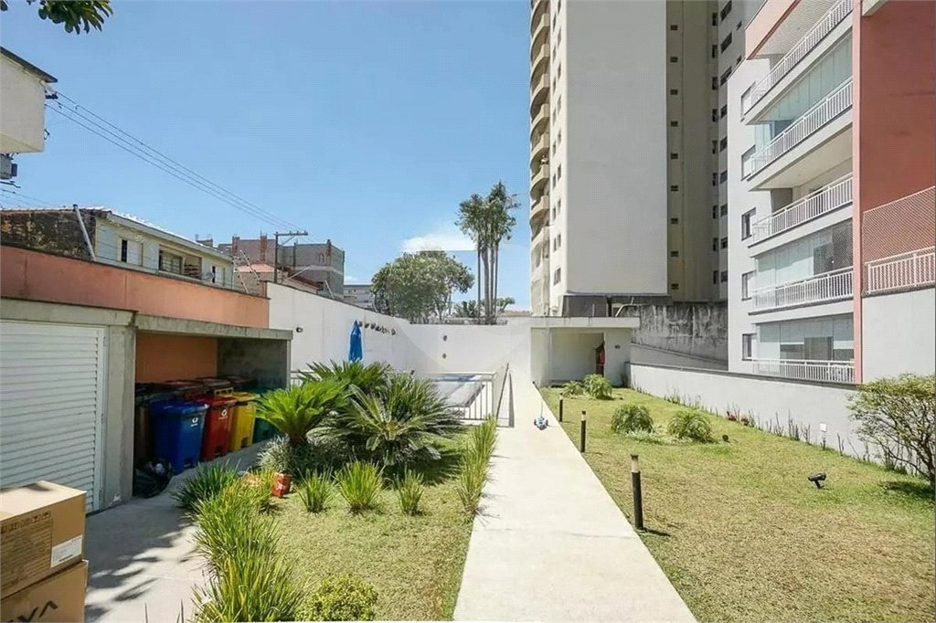 Apartamento à venda com 3 quartos, sendo 1 suíte,  em Vila Matilde, São Paulo, SP