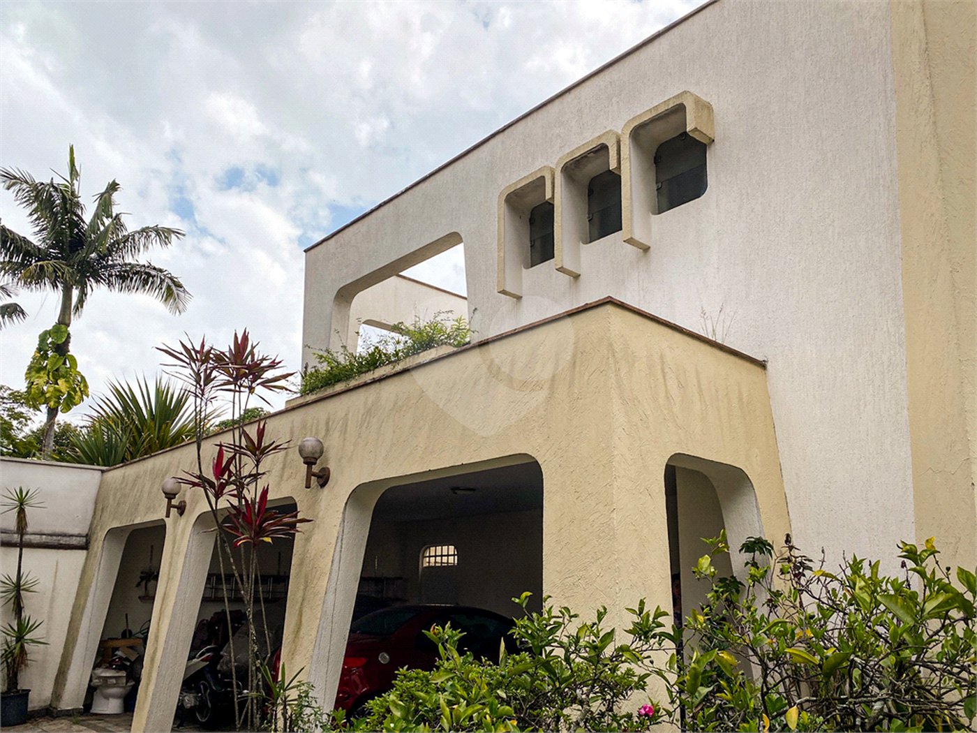 Casa à venda com 5 quartos, sendo 3 suítes, em Brooklin, São Paulo, SP