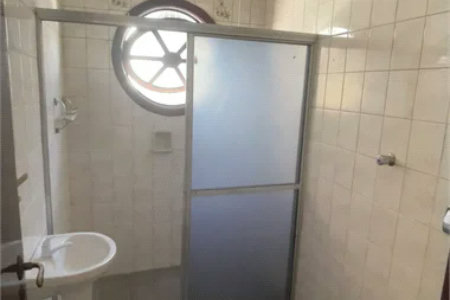Sobrado à venda com 4 quartos, sendo 1 suíte, em Jardim Ester Yolanda, São Paulo, SP