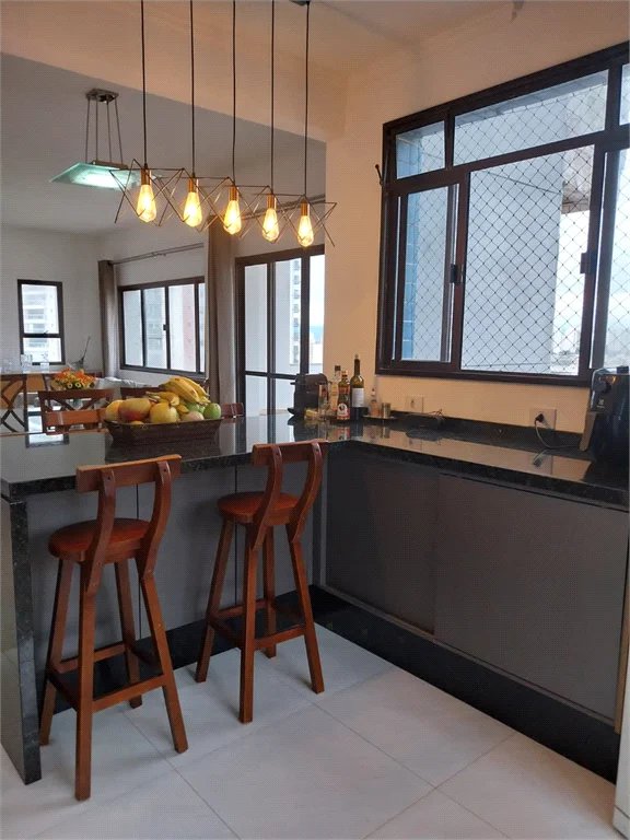 Apartamento à venda com 4 quartos, sendo 1 suíte, em Vila Ipojuca, São Paulo, SP
