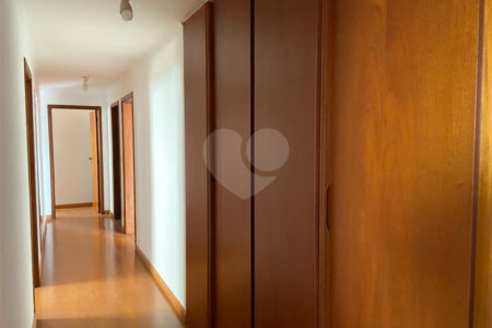 Apartamento à venda com 3 suítes no Centro, Araraquara, SP