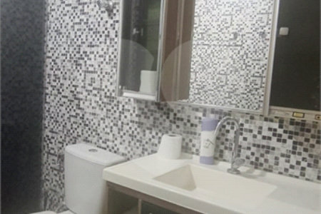 Casa à venda com 3 quartos, sendo 1 suíte,  em Jardim Vila Galvão, Guarulhos, SP
