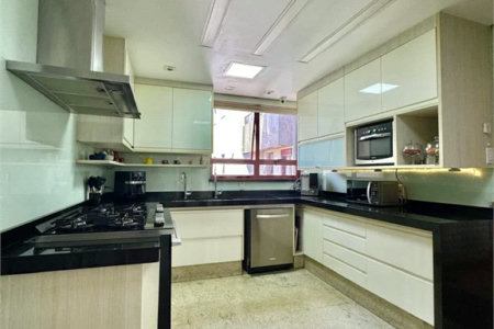 Apartamento à venda com 4 suítes em Vila Suzana, São Paulo, SP
