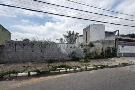 Terreno à venda em Jardim Quaresmeira, Suzano, SP