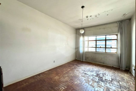 Casa à venda com 3 quartos, sendo 1 suíte, no Centro, Itapetininga, SP