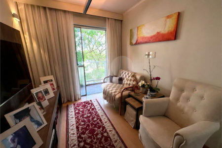 Apartamento à venda com 2 quartos, sendo 1 suíte, em Campo Belo, São Paulo, SP