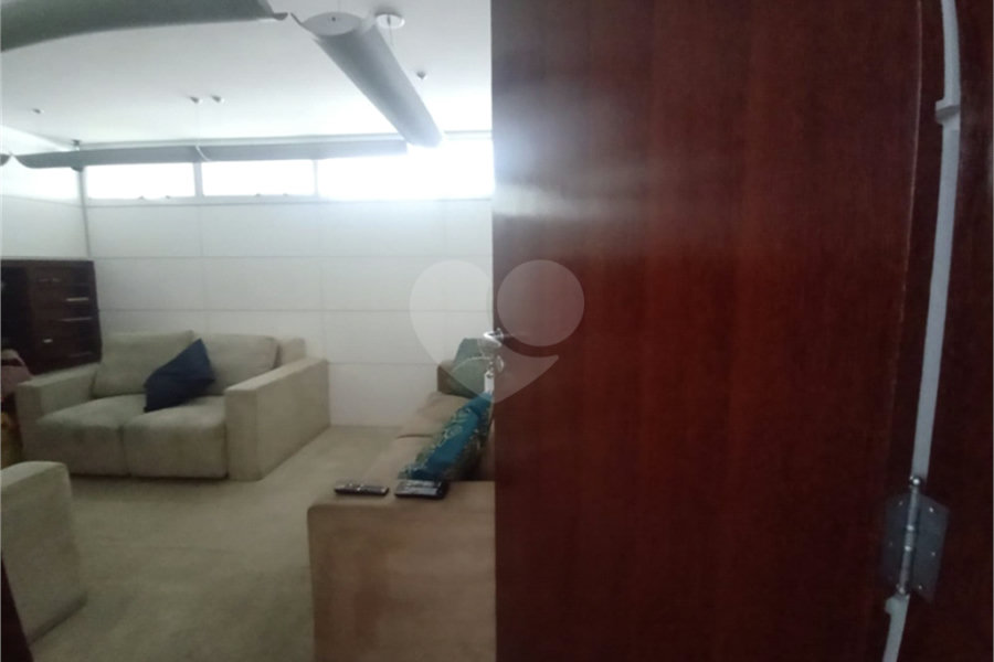 Sobrado à venda com 5 suítes em Santana, São Paulo, SP