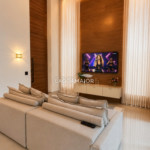 Casa à venda com 4 quartos, sendo 4 suítes, no condomínio Residencial Villa Dumont, Três Lagoas - MS