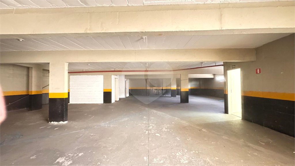 Prédio para alugar no Centro, Poá, SP