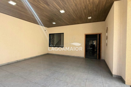Casa à venda com 3 suítes em Jardim dos Ipes, Três Lagoas, MS