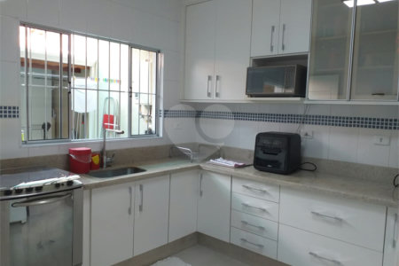 Sobrado à venda com 3 quartos, sendo 1 suíte, em Vila Mazzei, São Paulo, SP
