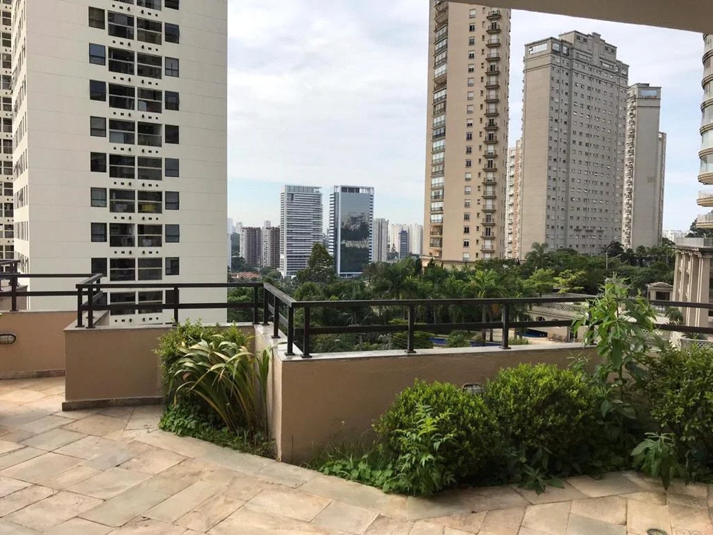 Cobertura à venda com 4 suítes em Jardim Fonte do Morumbi, São Paulo, SP