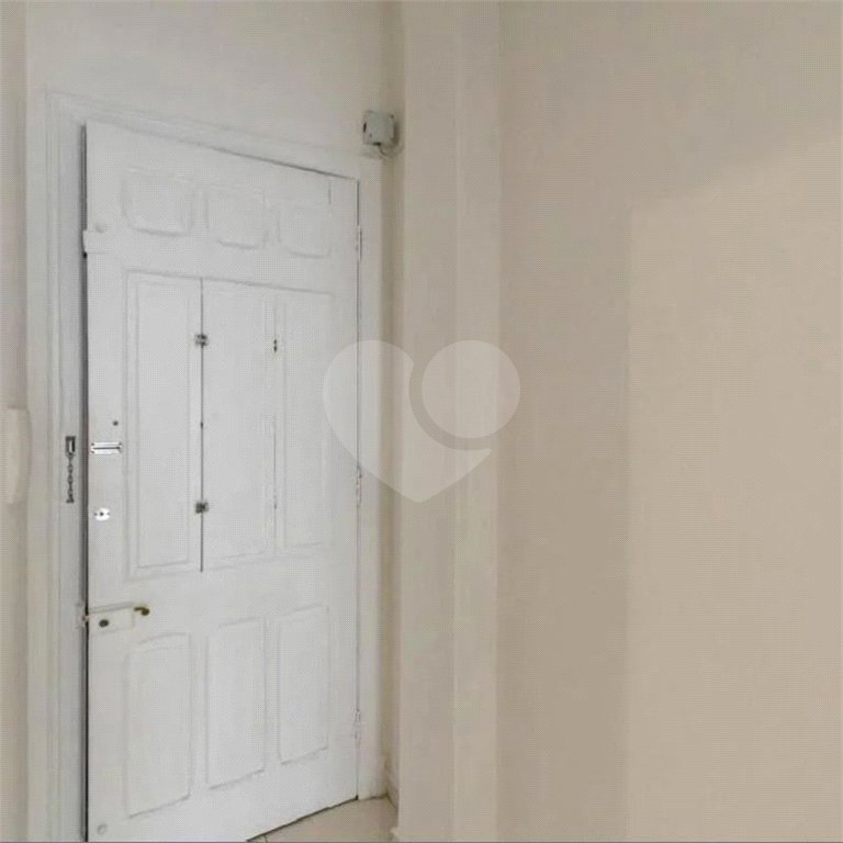 Apartamento à venda com 2 quartos em República, São Paulo, SP