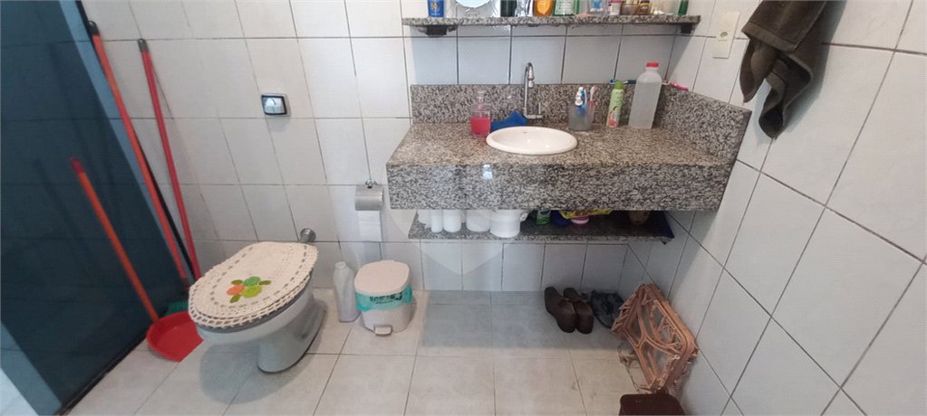 Sobrado à venda com 3 quartos, sendo 1 suíte,  em Tremembé, São Paulo, SP