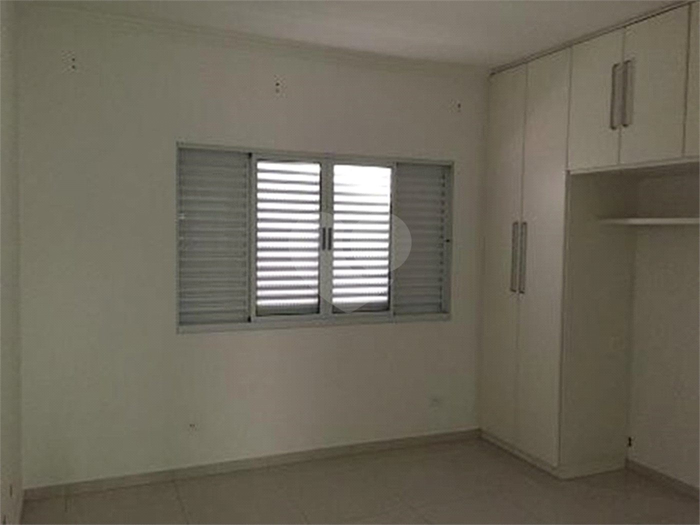Sobrado à venda com 3 quartos, sendo 1 suíte, em Vila Galvão, Guarulhos, SP