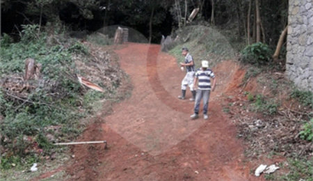 Terreno à venda no condomínio Parque Petrópolis 4 Secção, Mairiporã - SP