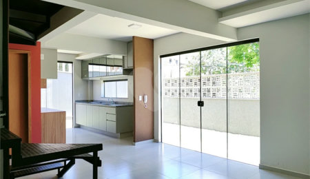 Casa à venda com 2 suítes no condomínio Alto Vitória, Poços de Caldas - MG