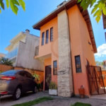 Casa à venda com 4 quartos, sendo 2 suítes,  em Vila Oliveira, Mogi das Cruzes, SP