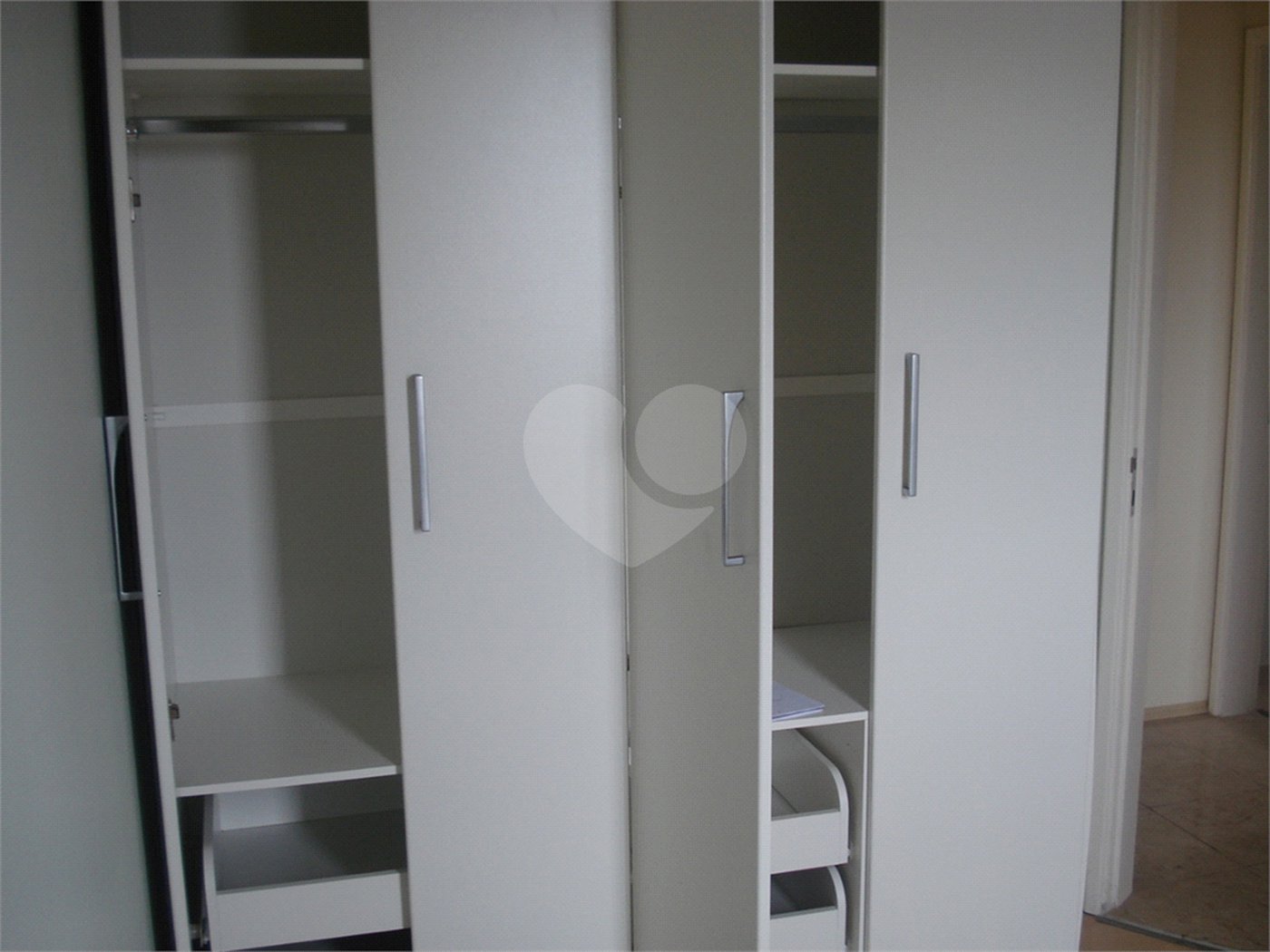 Apartamento à venda com 3 quartos, sendo 1 suíte,  em Sacomã, São Paulo, SP