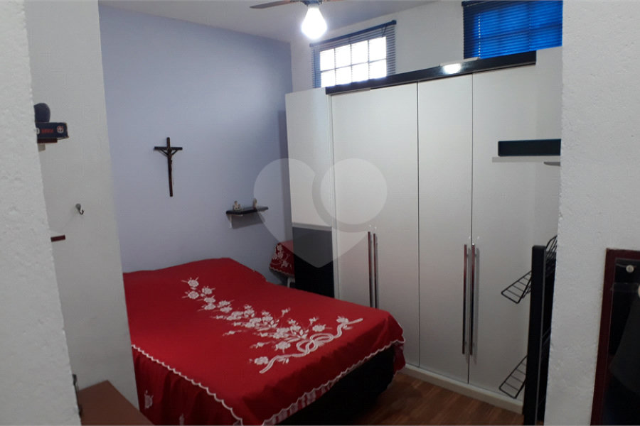 Casa Térrea à venda com 5 quartos, sendo 2 suítes,  em Parada Inglesa, São Paulo, SP