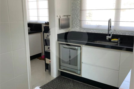 Apartamento à venda com 4 quartos, sendo 2 suítes, em Vila Paulicéia, São Paulo, SP