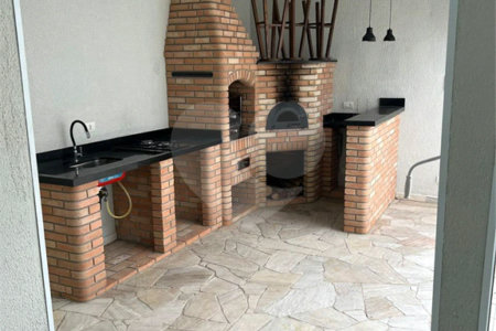 Casa à venda com 3 quartos, sendo 1 suíte,  em Vila Suissa, Mogi das Cruzes, SP