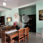 Casa à venda com 3 quartos, sendo 1 suíte, no Centro, Santa Cruz Cabrália, BA