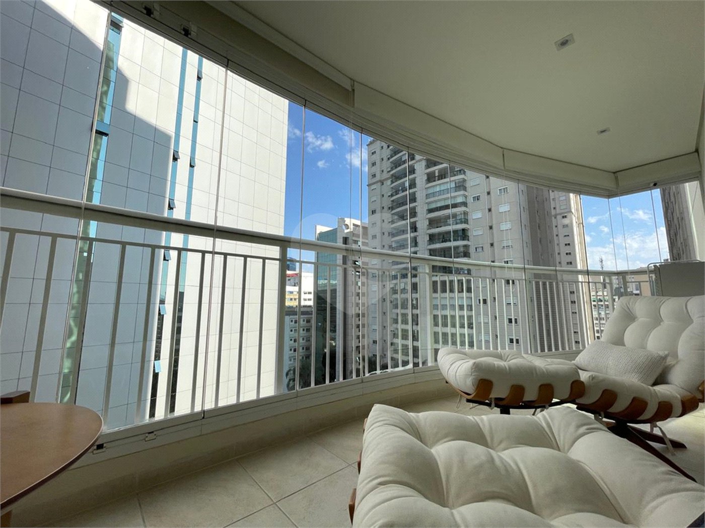 Apartamento à venda com 2 quartos, sendo 1 suíte, em Bela Vista, São Paulo, SP