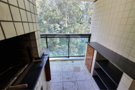 Apartamento para alugar com 6 quartos, sendo 4 suítes,  em Panamby, São Paulo, SP