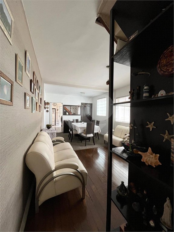 Sobrado à venda com 3 quartos, sendo 1 suíte, em Brás, São Paulo, SP
