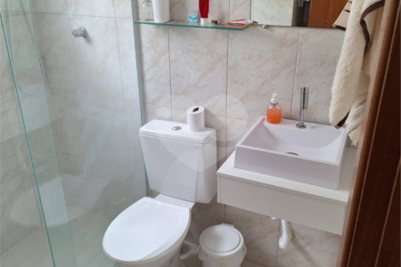 Casa à venda com 2 quartos no condomínio Residencial Cristal Lll, Mogi das Cruzes - SP