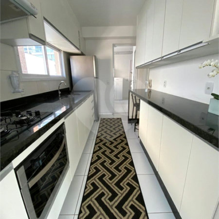 Apartamento à venda com 3 quartos, sendo 1 suíte, em Vila Olímpia, São Paulo, SP